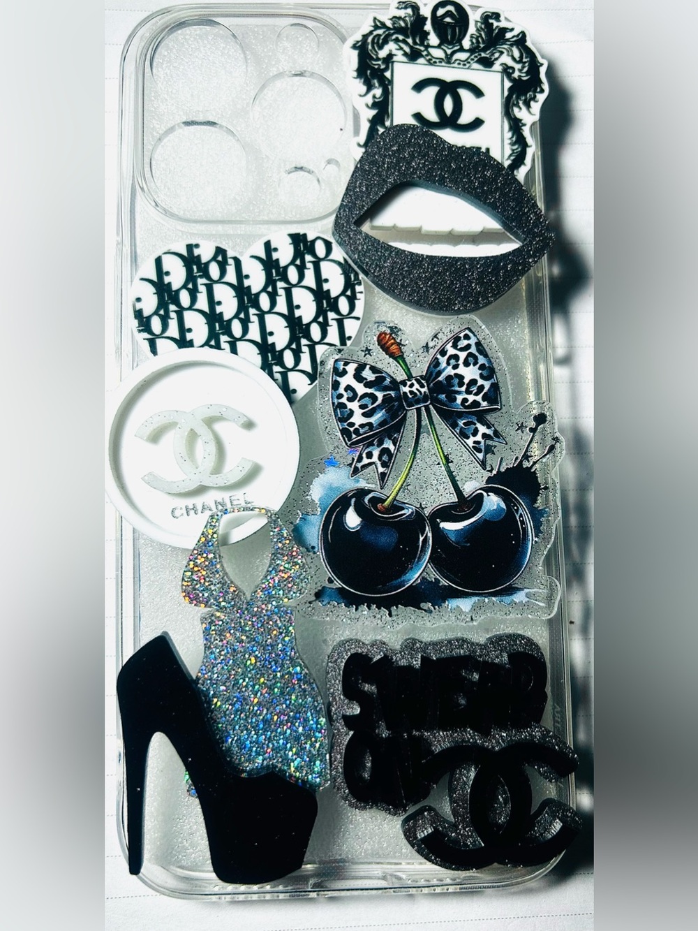 MADE TO ORDER❗️Available for Any Phone Model
Bling Phone Case